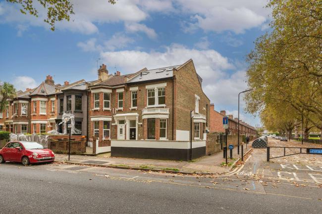 179 Chatsworth Rd, Lower Clapton, London E5 0LA 8