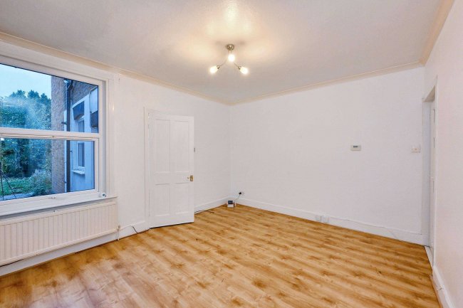 2 Honey Lane, Waltham Abbey, Essex, EN9 3AH 1