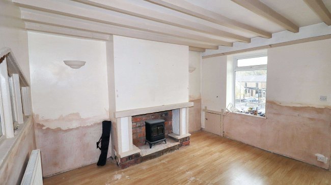 350 Wakefield Road, Denby Dale, Huddersfield, HD8 8RT 2