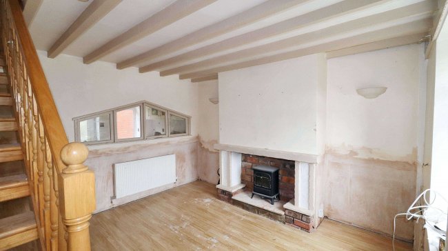 350 Wakefield Road, Denby Dale, Huddersfield, HD8 8RT 2