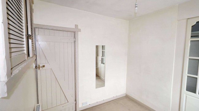 350 Wakefield Road, Denby Dale, Huddersfield, HD8 8RT 2