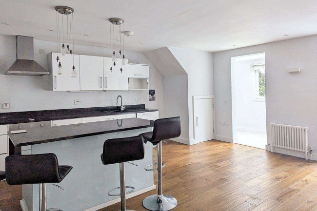 28C Langdon Road, Bromley, BR2 9JS 1