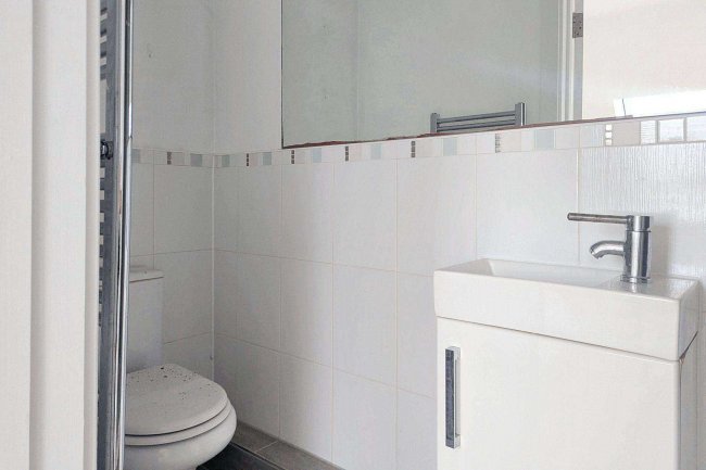 28C Langdon Road, Bromley, BR2 9JS 1