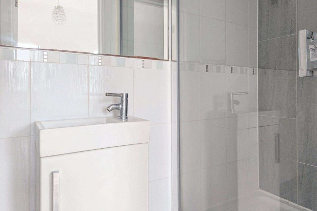 28C Langdon Road, Bromley, BR2 9JS 1