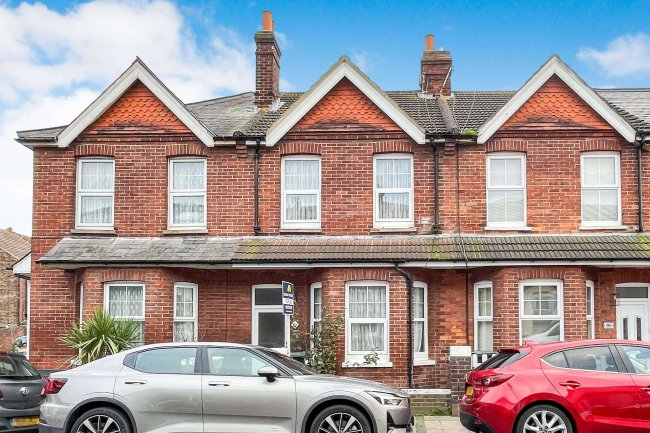 48 Avondale Road, Eastbourne, East Sussex, BN22 8JW 8