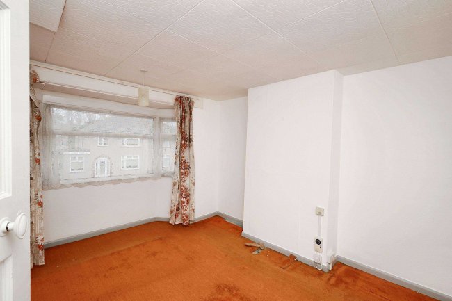 54 Colyer Road, Northfleet, Kent, DA11 8AY 7