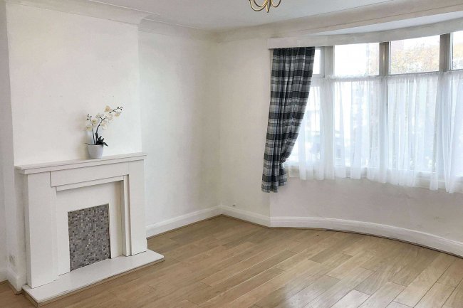 1432a London Road, Leigh On Sea, Essex, SS9 2UL 7