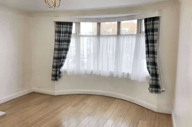 1432a London Road, Leigh On Sea, Essex, SS9 2UL 7