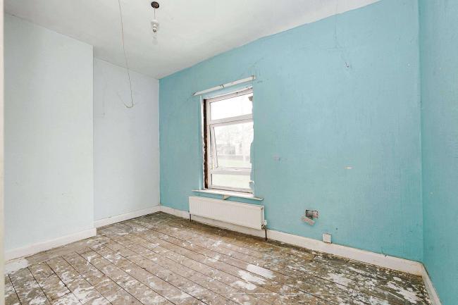 11 Gerrard Street, Kearsley, Bolton, Greater Manchester, BL4 8BG 5