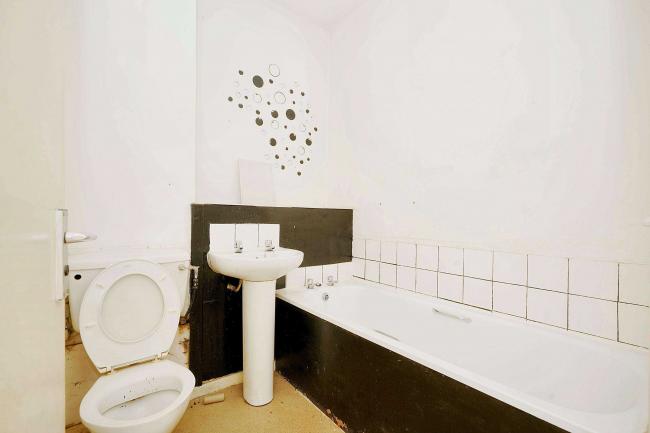 11 Gerrard Street, Kearsley, Bolton, Greater Manchester, BL4 8BG 5