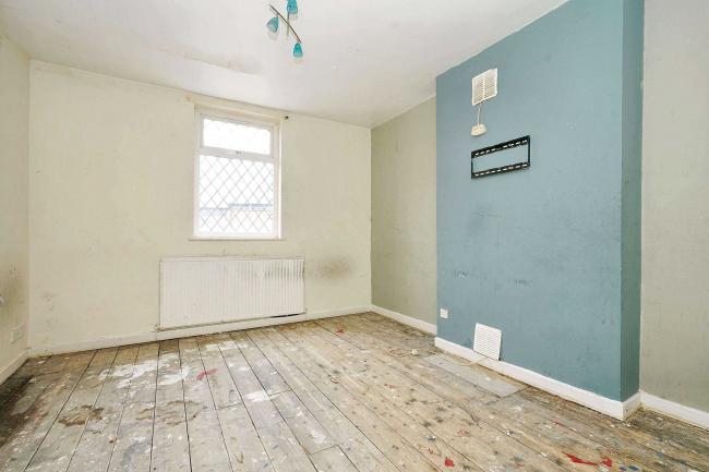 16 Fairbairn Street, Horwich, Bolton, Greater Manchester, BL6 5NF 6