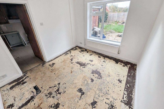 10 Royce Road, Alwalton, Peterborough, Cambridgeshire, PE7 3UR 6