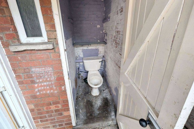 10 Royce Road, Alwalton, Peterborough, Cambridgeshire, PE7 3UR 6