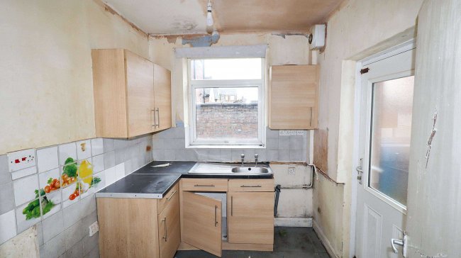 18 Poplar Street, Failsworth, Manchester, Greater Manchester, M35 0HY 5