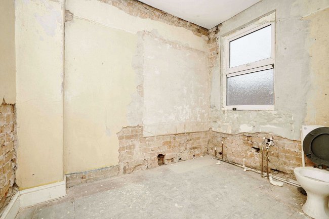 72 Eldon Street, Preston, Lancashire, PR1 7PJ 6