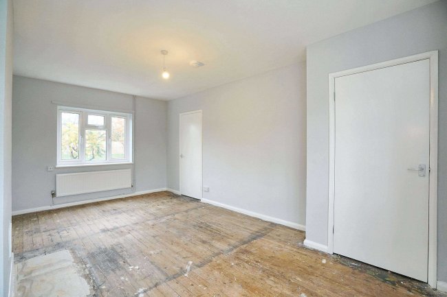 51 Green End Road, Sawtry, Huntingdon, Cambridgeshire, PE28 5UY 10