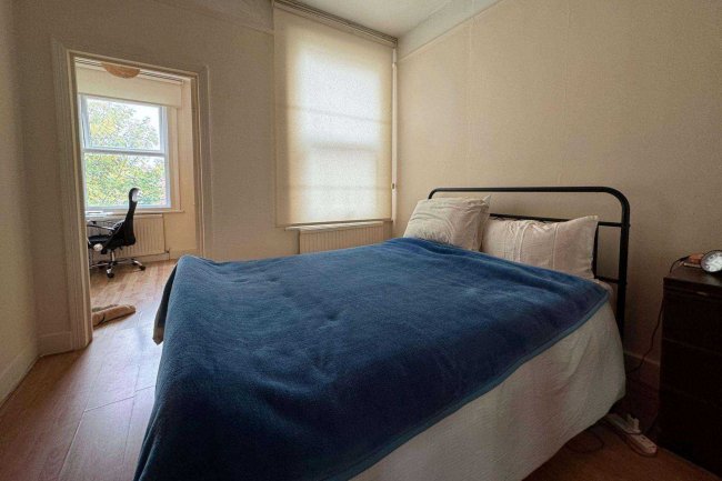 28 Sperling Road, Tottenham, London N17 6UL 2