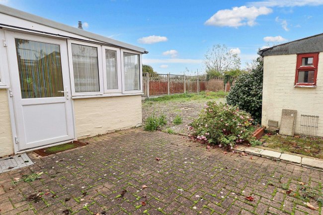 181 Linksfield Road, Westgate-on-Sea, Kent, CT8 8HJ 3