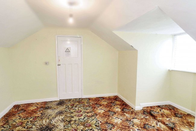 181 Linksfield Road, Westgate-on-Sea, Kent, CT8 8HJ 3