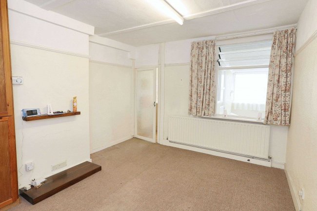 181 Linksfield Road, Westgate-on-Sea, Kent, CT8 8HJ 3