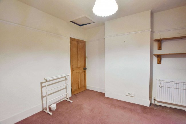 8 Keens Road, Croydon CR0 1AH 4