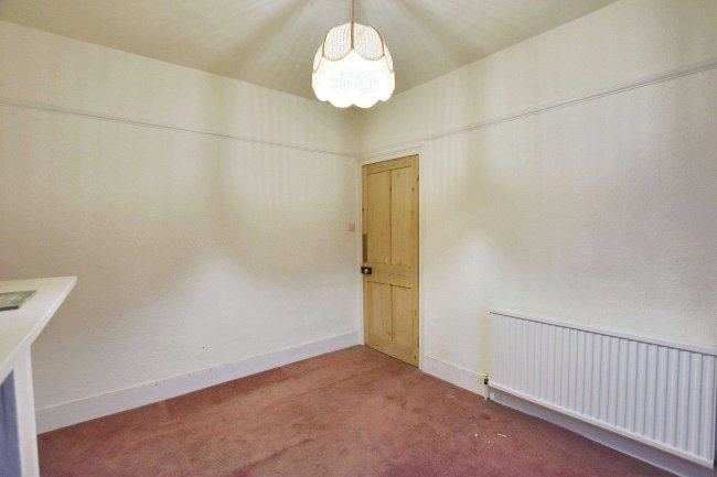 8 Keens Road, Croydon CR0 1AH 4