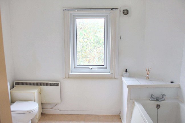 Top Floor Flat, 69 Lorna Road, Hove, East Sussex, BN3 3EL 6