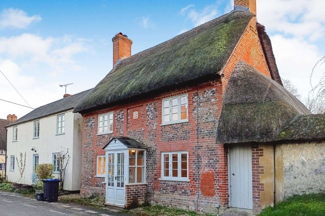 9 Wilsford, Devizes, Pewsey, SN9 6HB 6