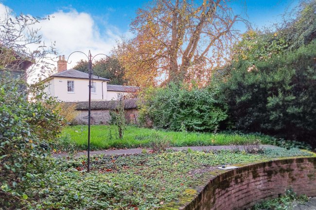 9 Wilsford, Devizes, Pewsey, SN9 6HB 6