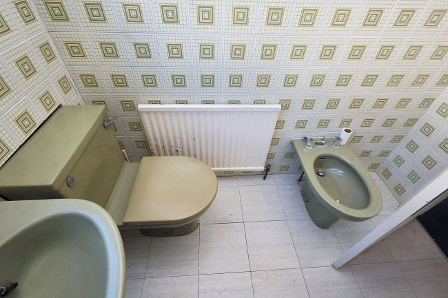 20 Courtlands Drive, Watford, Herts, WD17 4HT 5