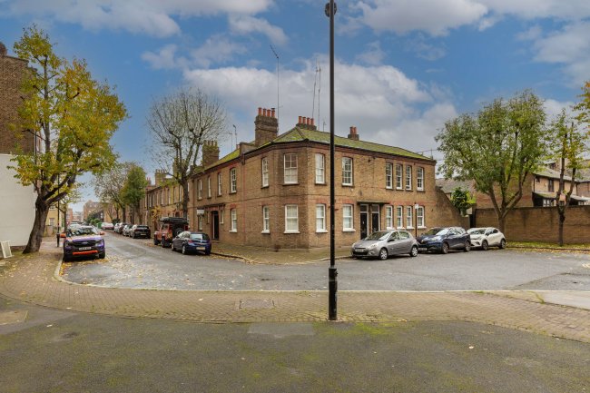 35 - 85 (odd)  Canon Beck Road, Rotherhithe, London, SE16 6DF 10