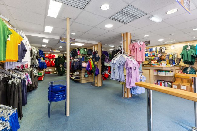 5 Church Square, High Wycombe HP11 2DE 7