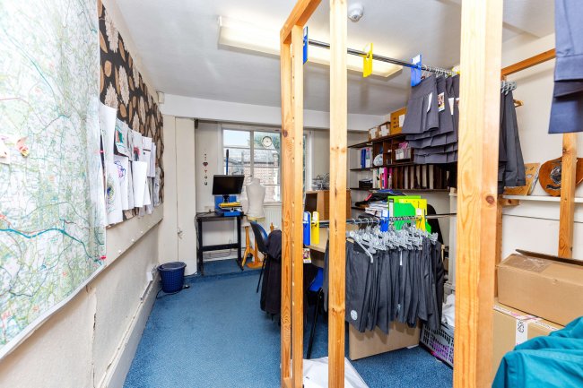 5 Church Square, High Wycombe HP11 2DE 7