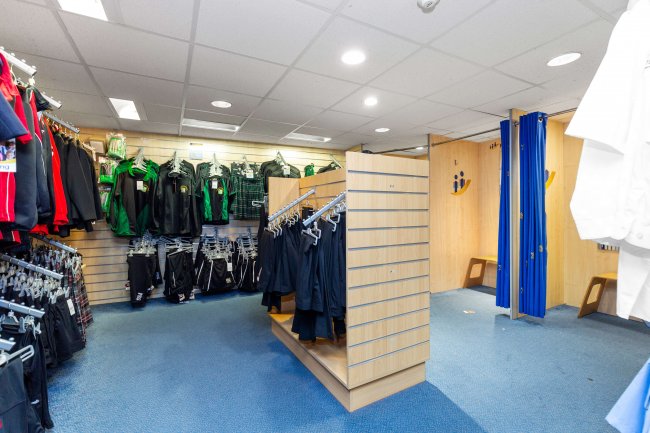 5 Church Square, High Wycombe HP11 2DE 7