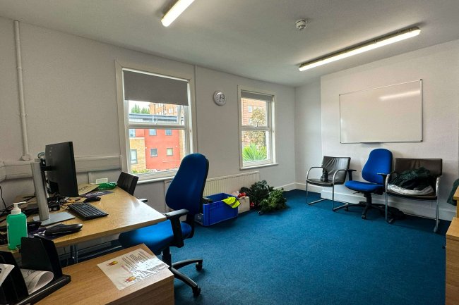 Chiswick Ambulance Station, 368 Goldhawk Road, Chiswick, W6 0XF 8