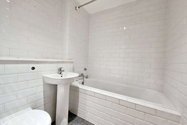 Apartment PO3, Albion Works Block E, 12 Pollard Street, Manchester, M4 7AU 1