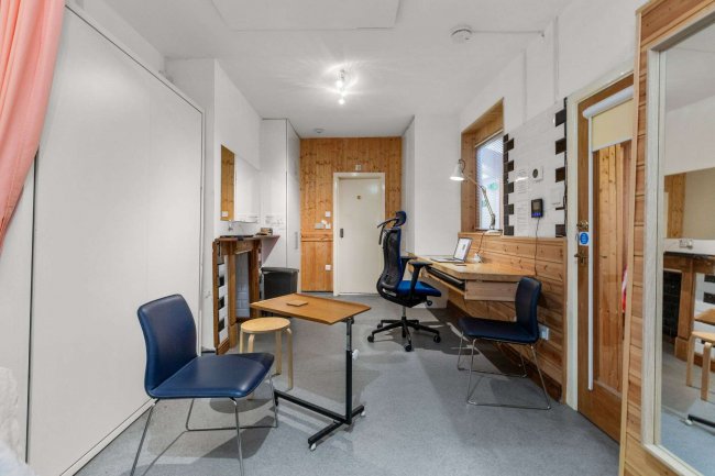 88/88A Willesden Lane, Kilburn, London NW6 7TA 10