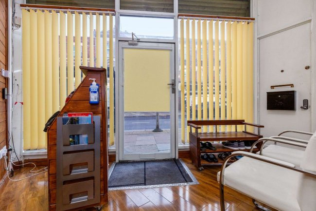 88/88A Willesden Lane, Kilburn, London NW6 7TA 10