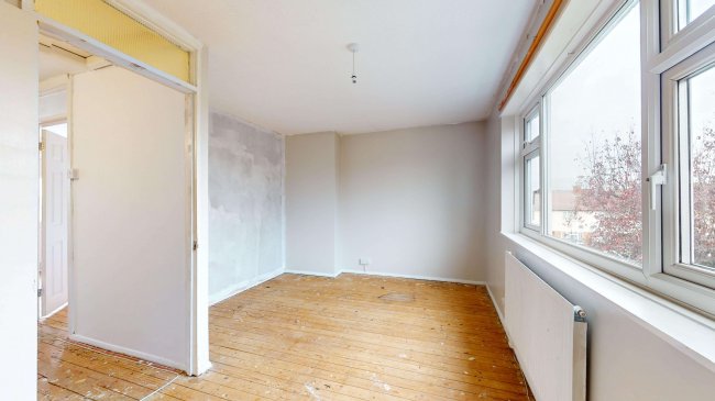 8A Holme Close, Cheshunt, Waltham Cross, EN8 8ST 3