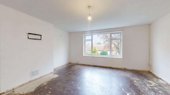 8A Holme Close, Cheshunt, Waltham Cross, EN8 8ST 3