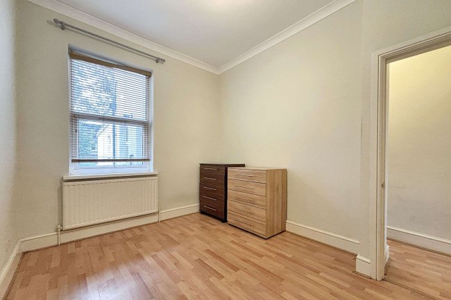 65 Granville Road, Walthamstow, London E17 9BS 9