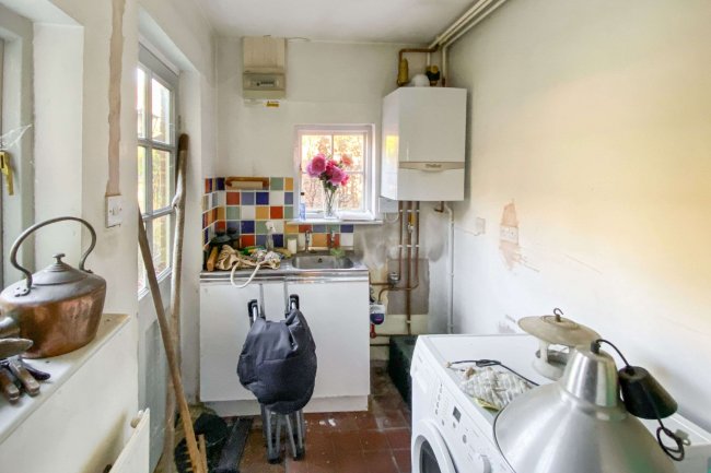 1 Spring Cottages, The Vatch, Stroud, Gloucestershire, GL6 7JY 5