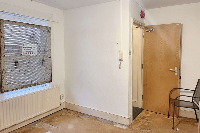 25 Whitworth Road, South Norwood, SE25 6XQ 10