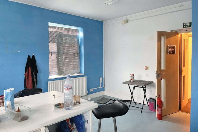 25 Whitworth Road, South Norwood, SE25 6XQ 10