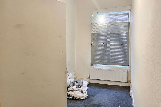 25 Whitworth Road, South Norwood, SE25 6XQ 10