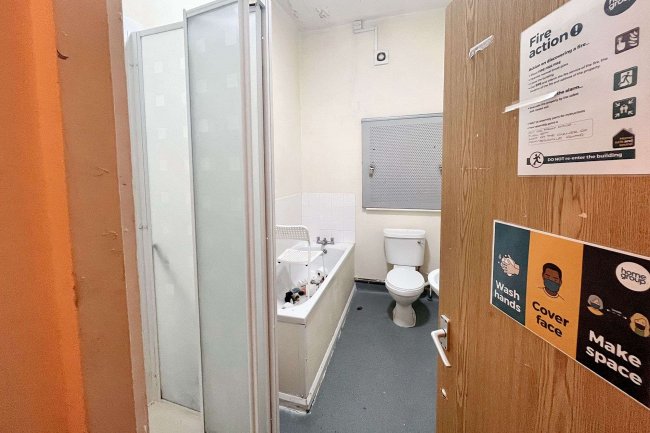 25 Whitworth Road, South Norwood, SE25 6XQ 10