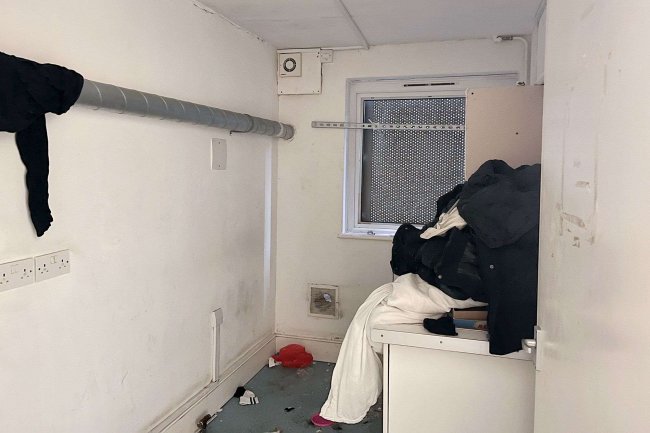 25 Whitworth Road, South Norwood, SE25 6XQ 10