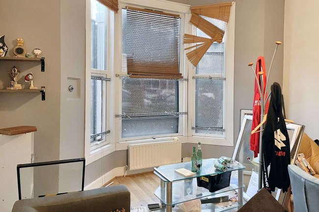 25 Whitworth Road, South Norwood, SE25 6XQ 10