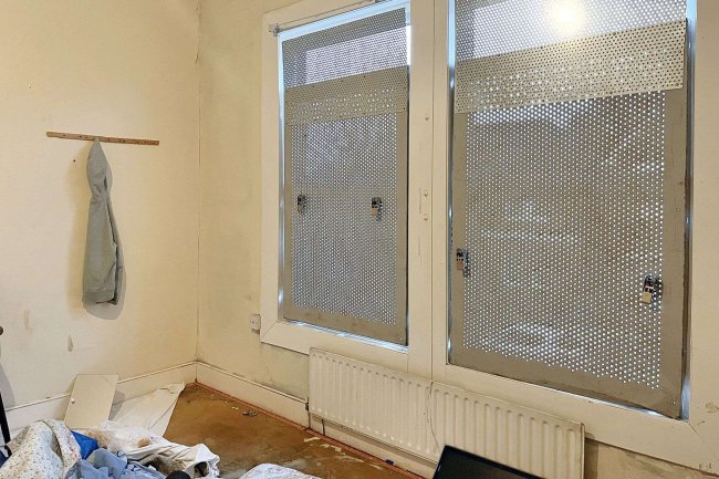 25 Whitworth Road, South Norwood, SE25 6XQ 10