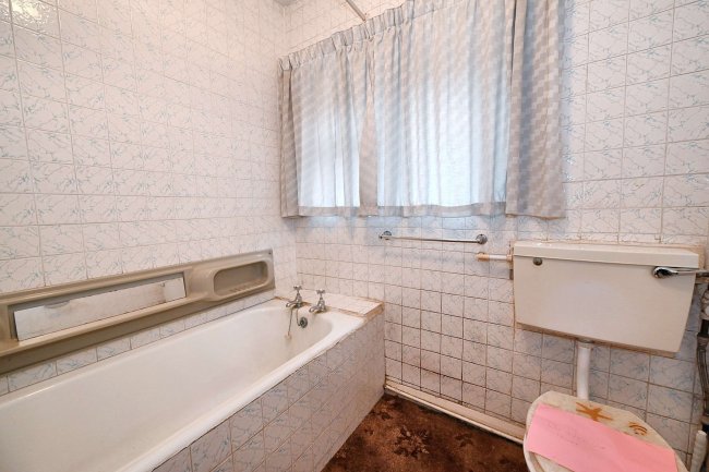 9 Windsor Road, Maidenhead, Berkshire, SL6 1UZ 6